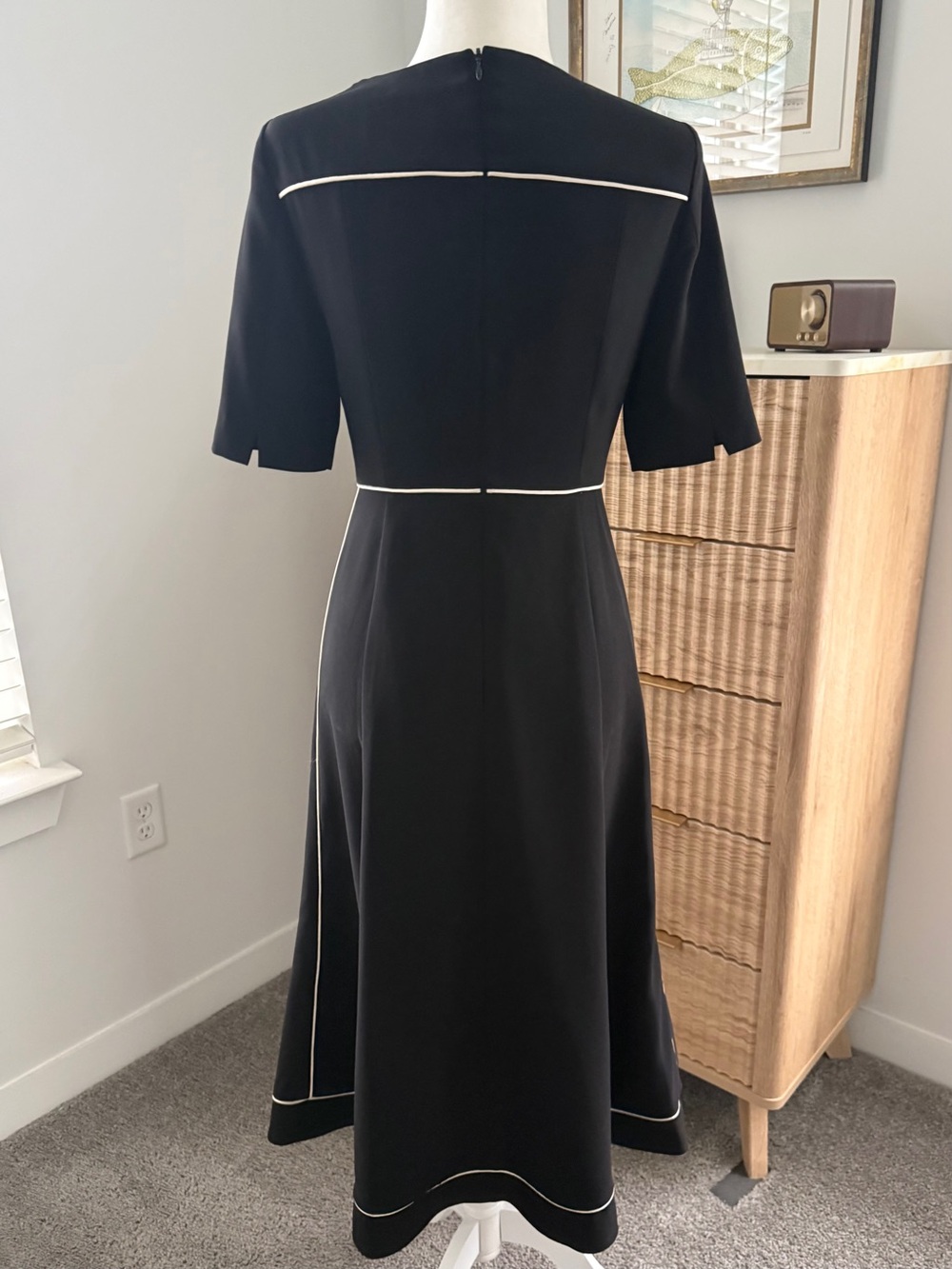 LK Bennett London Indina midi black w/ white piping S-4 - Picture 4 of 7
